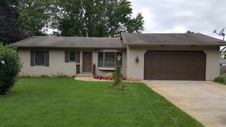 51453 A St, Elkhart, IN 46514