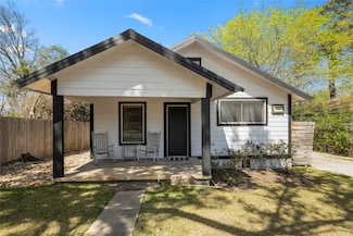 206 Murray St, Conroe, TX 77301
