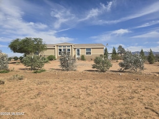 825 N Diane Dr, Benson, AZ 85602