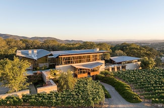 2181 N 3rd Ave, Napa, CA 94558