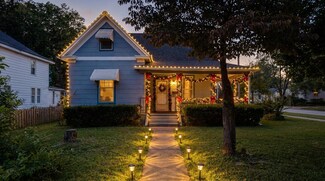 1462 E Mcdaniel St, Springfield, MO 65802