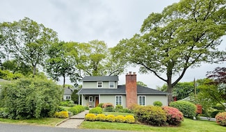 16 Hillcrest Ave, Milford, CT 06460