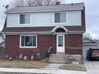 1946 Roosevelt Ave, Two Rivers, WI 54241