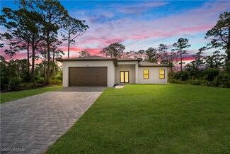 920 Palmetto Ave, Lehigh Acres, FL 33972