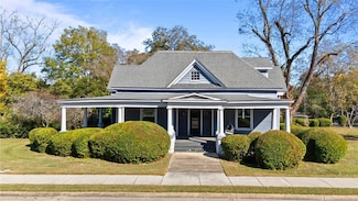 609 Geneva St, Opelika, AL 36801