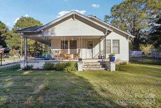 2061 N College Ave, Newton, NC 28658