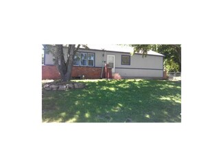 9820 E 23rd St S, Independence, MO 64052