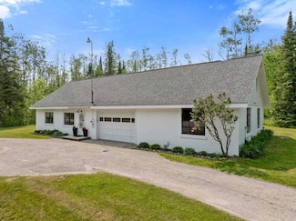 3591 W Burt Lake Rd, Brutus, MI 49716