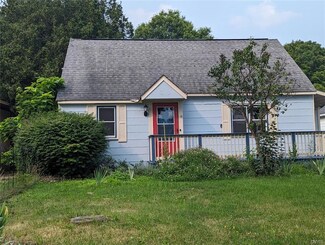 607 E Bloomfield St, Rome, NY 13440