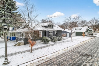 1458 Juliet Ave, Saint Paul, MN 55105