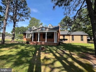 9872 Red Hill Rd, Spotsylvania, VA 22553