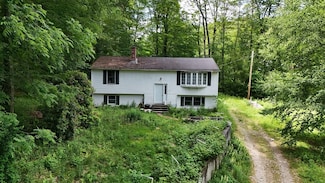 35 Beacon St, Orange, MA 01364