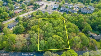 104 Goodloe Dr, Fredericksburg, VA 22401