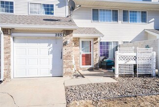 150 S Prairie View Dr Unit 203, West Des Moines, IA 50266