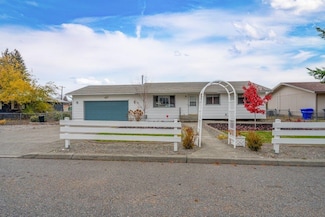 11217 E 11th Ave, Spokane Valley, WA 99206