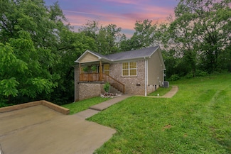 401 Douglas Ct, Richmond, KY 40475