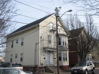 108 Mulberry St, Pawtucket, RI 02860