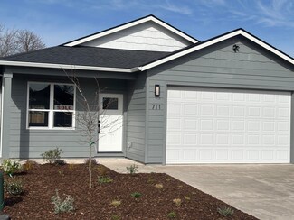 711 Dahl Place Unit 2, Medford, OR 97501