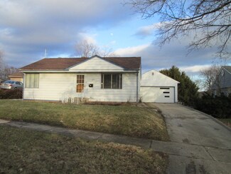 307 Skylark Dr, Rockford, IL 61107