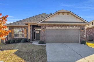 624 Lombard Dr, Boiling Springs, SC 29316