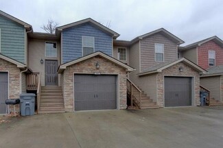 992 S Ash Ridge Dr Unit D, Clarksville, TN 37042