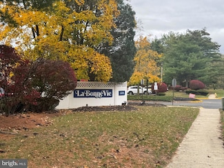 1104 Berwyck Ct, Sicklerville, NJ 08081