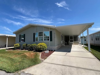 8135 Monitor Dr, New Port Richey, FL 34653