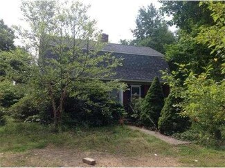 251 West St, Barre, MA 01005