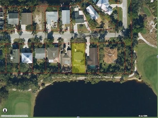 76 Shores Ave, Naples, FL 34110