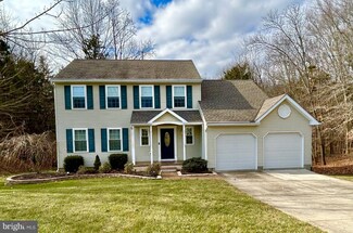 6 Banff Dr, Mullica Hill, NJ 08062