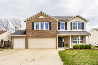 305 Beacon Point Ln, Fortville, IN 46040
