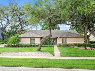 4610 Westford Cir, Tampa, FL 33618