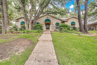 2303 Shadydale Dr, Arlington, TX 76012