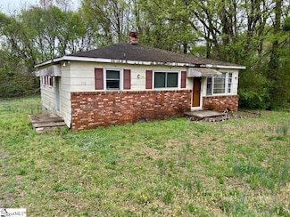 358 Frey Cir, Spartanburg, SC 29301