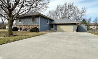 210 Plaza Heights Rd, Marshalltown, IA 50158