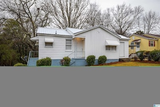 7 Lakeside Dr, Childersburg, AL 35044