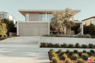 634 Moreno Ave, Los Angeles, CA 90049