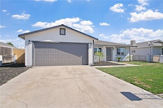 1757 Hickory Ave, Livingston, CA 95334