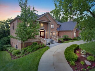 7 Sylvan Glen Ct, Burr Ridge, IL 60527