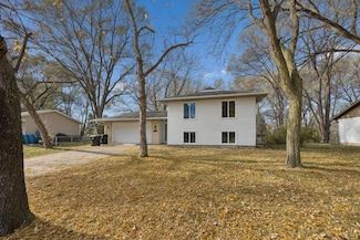 10648 Wren St NW, Coon Rapids, MN 55433