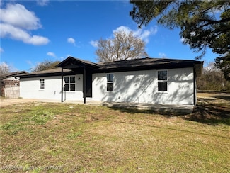 3122 Dora Rd, van Buren, AR 72956