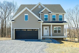 10 Page Ct, Lagrange, NY 12603