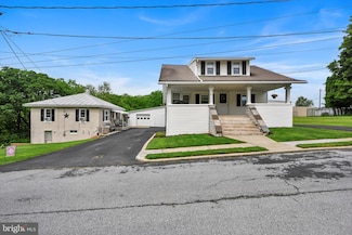 211 S Cherry St, Annville, PA 17003