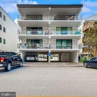 15 143rd St Unit 302, Ocean City, MD 21842