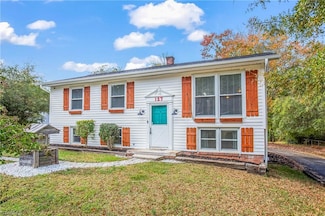 127 Glenn Ave, King, NC 27021