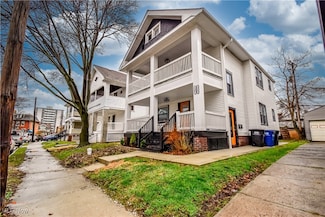 1287 Idlewood Ave, Lakewood, OH 44107