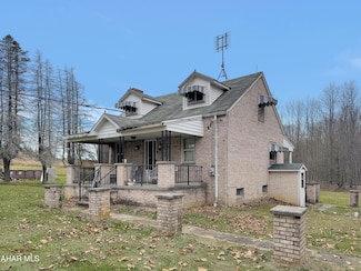 144 Strong Rd, Strongstown, PA 15957
