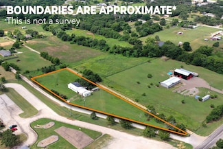92 Spur Ln, Gainesville, TX 76240