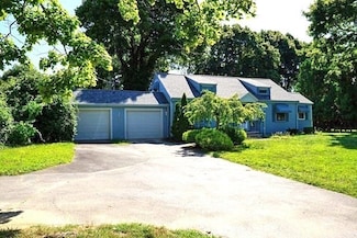 142 Main St, Lakeville, MA 02347