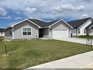 2603 Maize Ct, Hays, KS 67601
